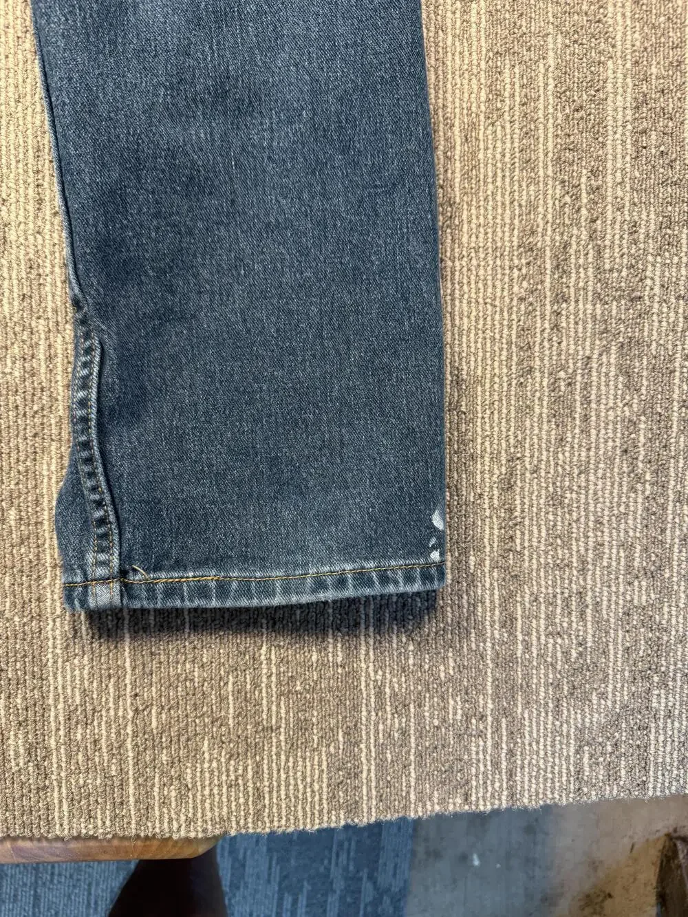 Levis 505 Jeans Mens 36x30 Blue Medium Wash Regular Fit Straight Denim Pants